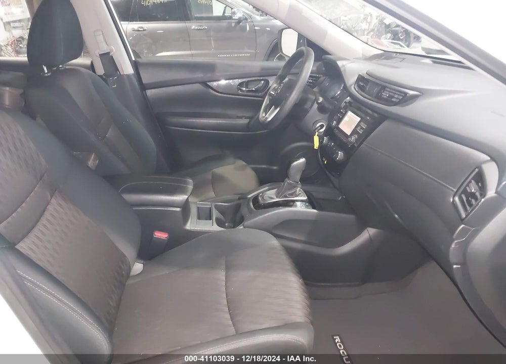 2017 NISSAN ROGUE S VIN: 5N1AT2MV3HC811858