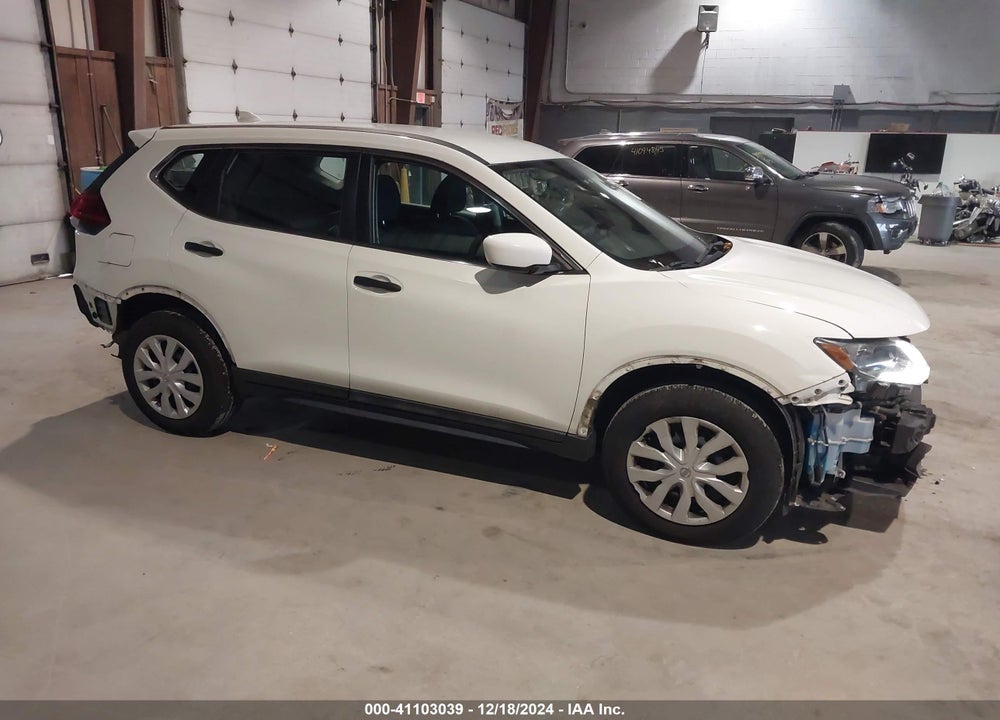 2017 NISSAN ROGUE S VIN: 5N1AT2MV3HC811858