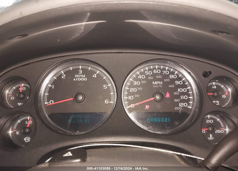 2007 GMC YUKON XL 1500 SLT VIN: 1GKFK16337J384747