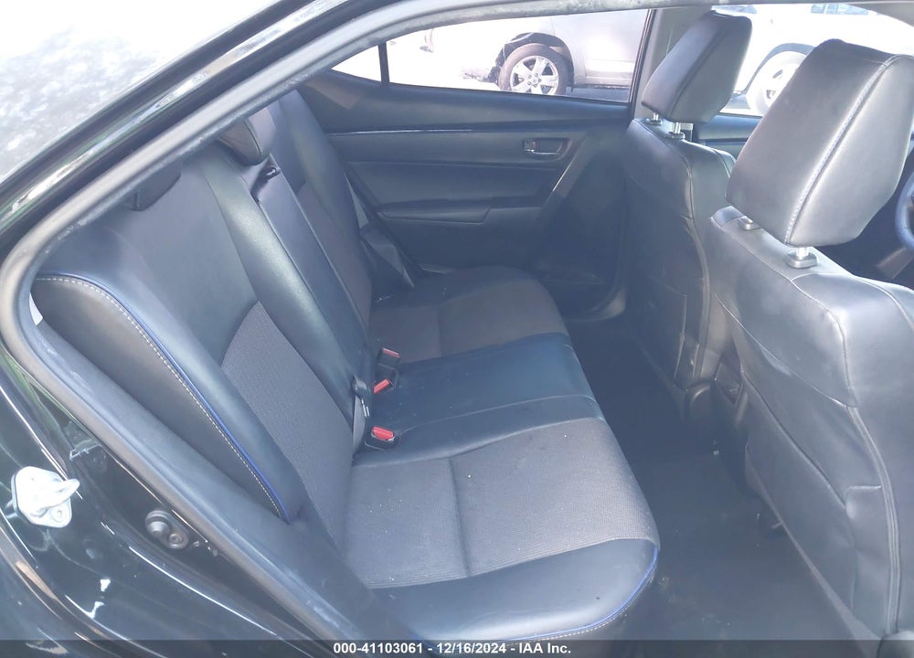 2018 TOYOTA COROLLA SE VIN: 5YFBURHE7JP757809