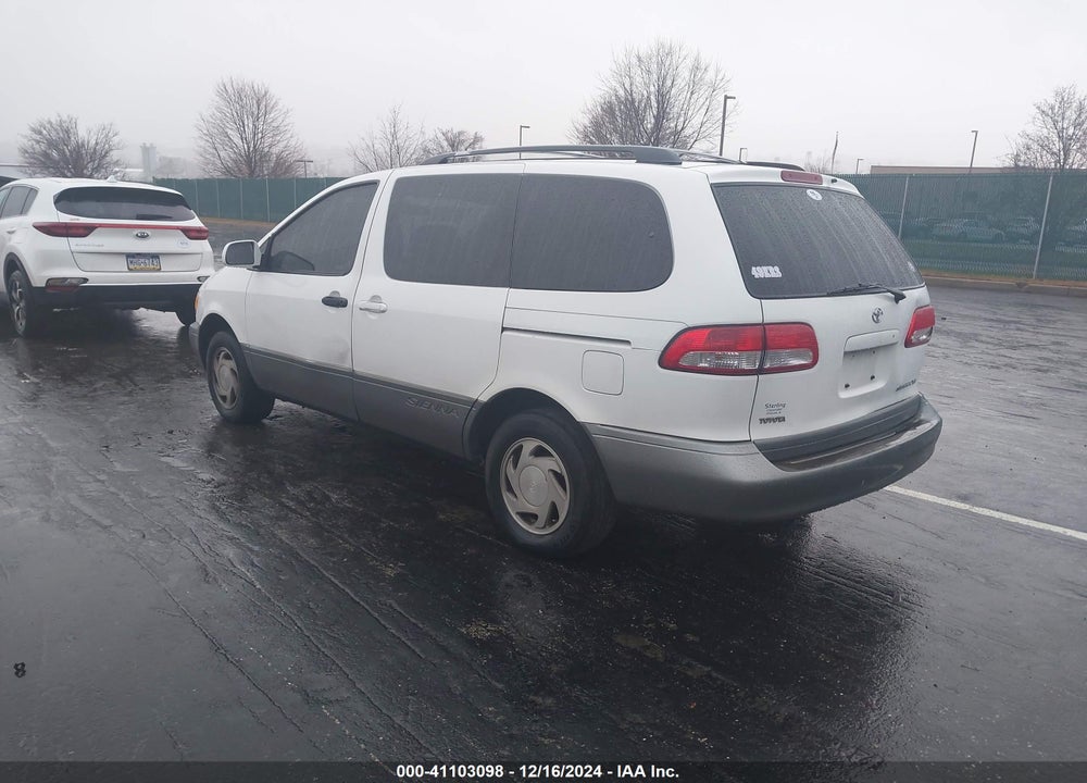 2001 TOYOTA SIENNA XLE VIN: 4T3ZF13C91U346921