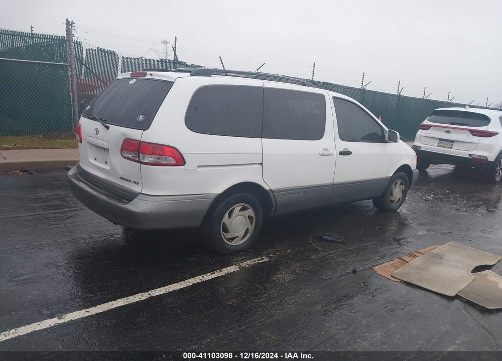 2001 TOYOTA SIENNA XLE VIN: 4T3ZF13C91U346921
