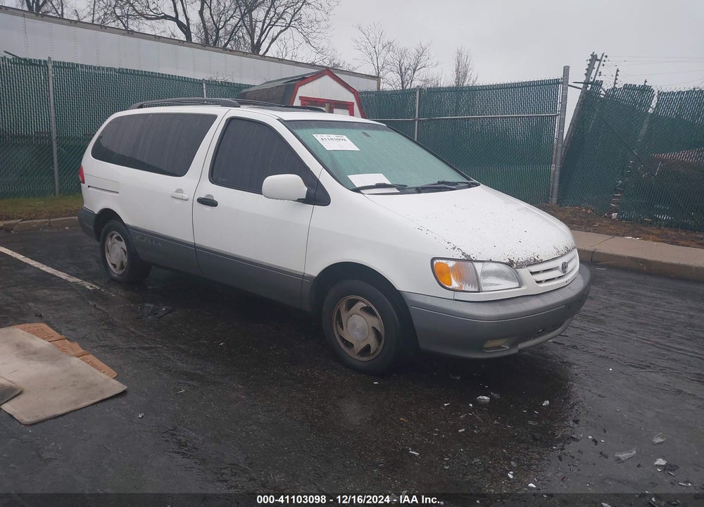 2001 TOYOTA SIENNA XLE VIN: 4T3ZF13C91U346921