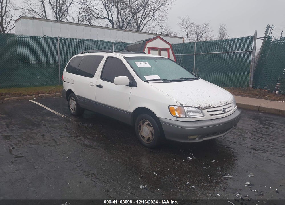 2001 TOYOTA SIENNA XLE VIN: 4T3ZF13C91U346921