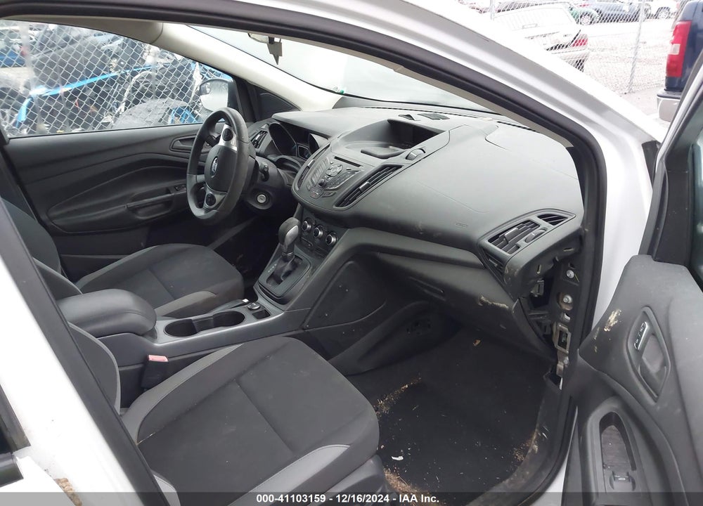 2013 FORD ESCAPE S VIN: 1FMCU0F70DUD87648