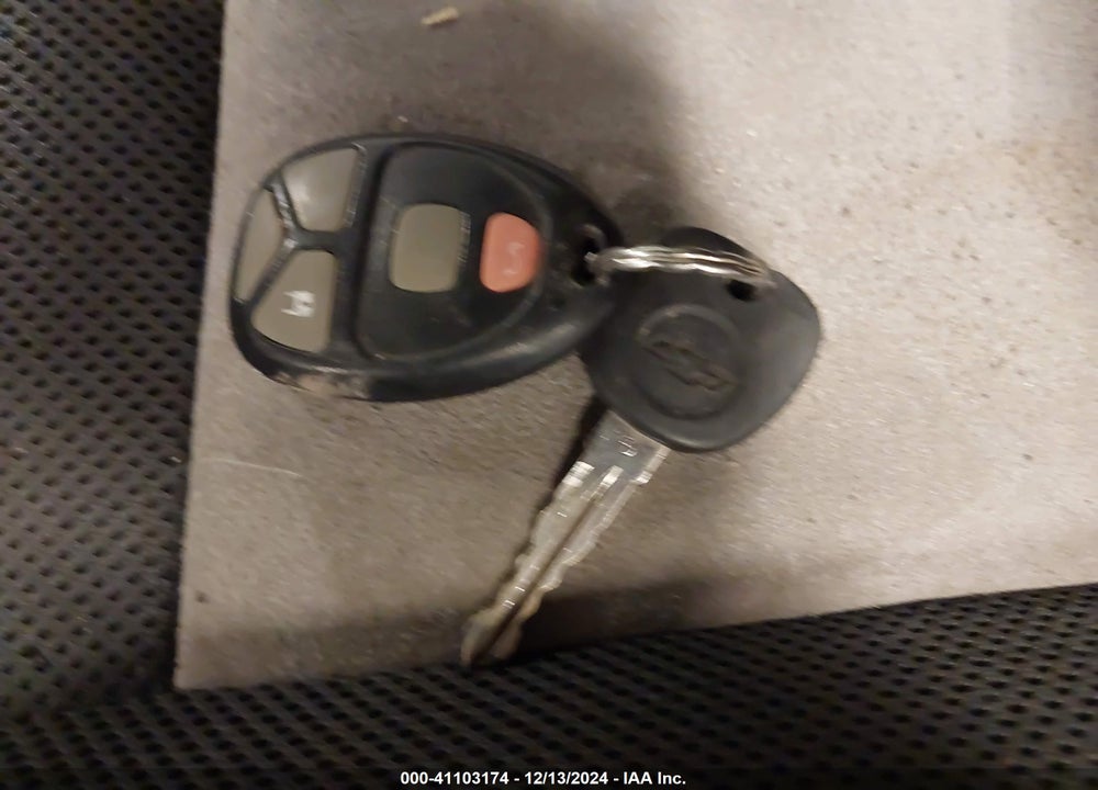 2008 CHEVROLET COBALT VIN: 1G1AP18X687318451