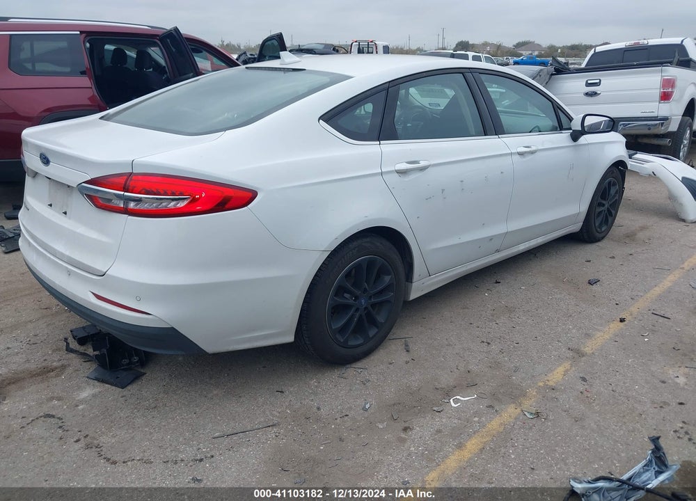 2020 FORD FUSION SE VIN: 3FA6P0H72LR131965