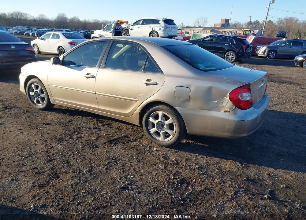 2002 TOYOTA CAMRY LE VIN: 4T1BE32K42U010208