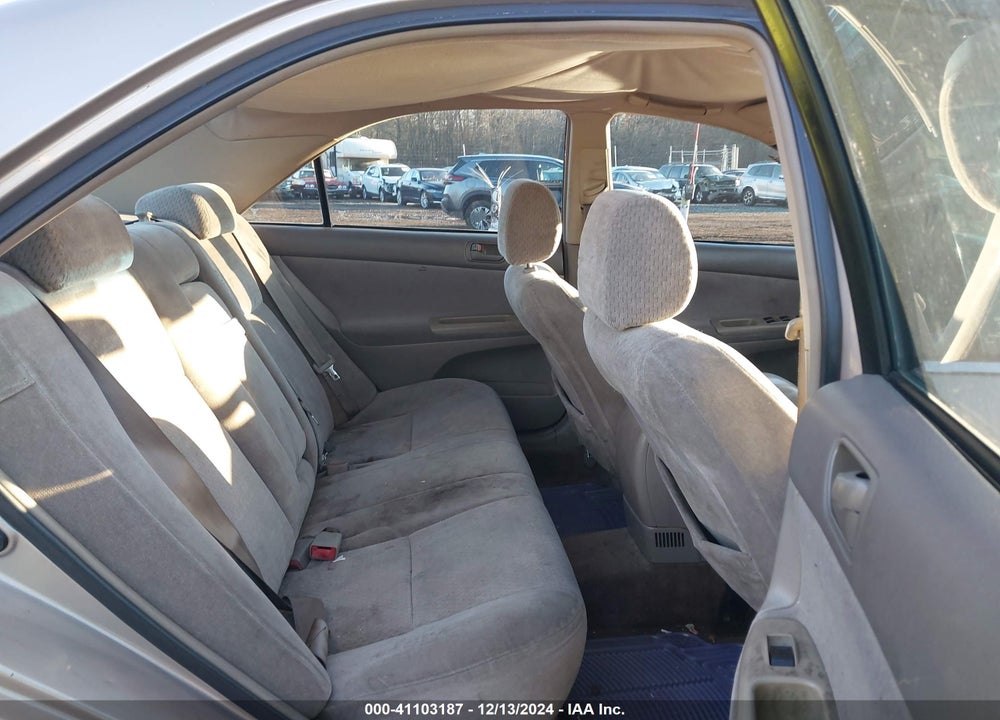 2002 TOYOTA CAMRY LE VIN: 4T1BE32K42U010208