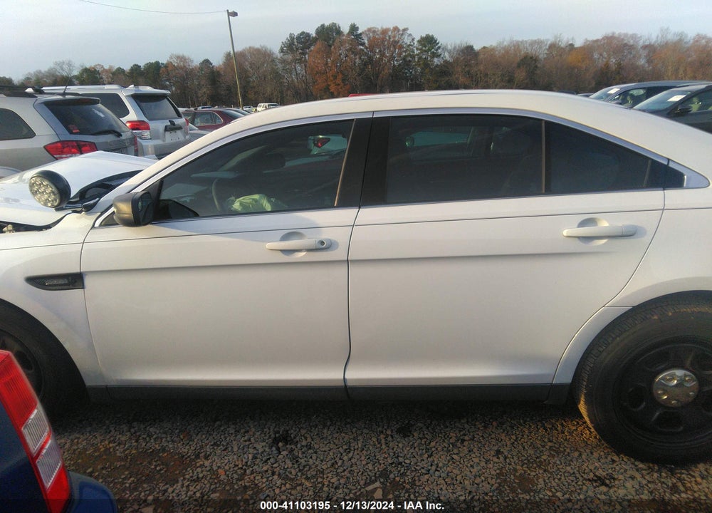 2018 FORD POLICE INTERCEPTOR VIN: 1FAHP2L88JG100096