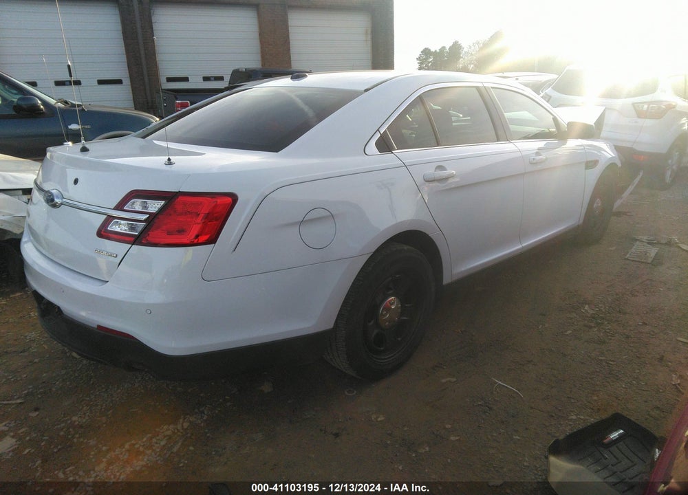 2018 FORD POLICE INTERCEPTOR VIN: 1FAHP2L88JG100096