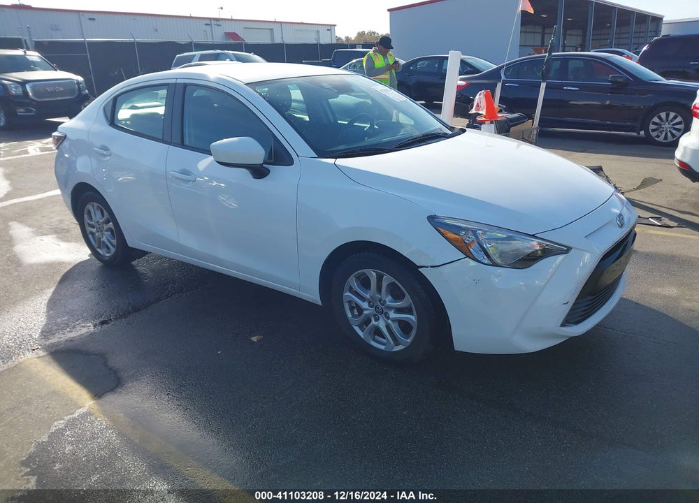 2018 TOYOTA YARIS IA VIN: 3MYDLBYV4JY320497
