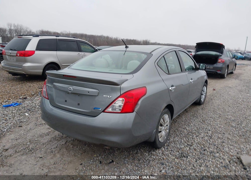 2013 NISSAN VERSA 1.6 SV VIN: 3N1CN7AP8DL887779