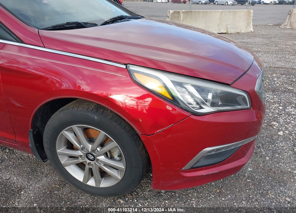 2015 HYUNDAI SONATA SE VIN: 5NPE24AF2FH197260
