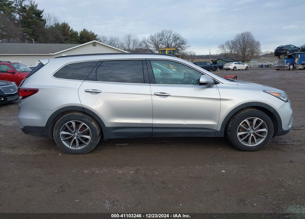 2017 HYUNDAI SANTA FE SE VIN: KM8SM4HF0HU174132