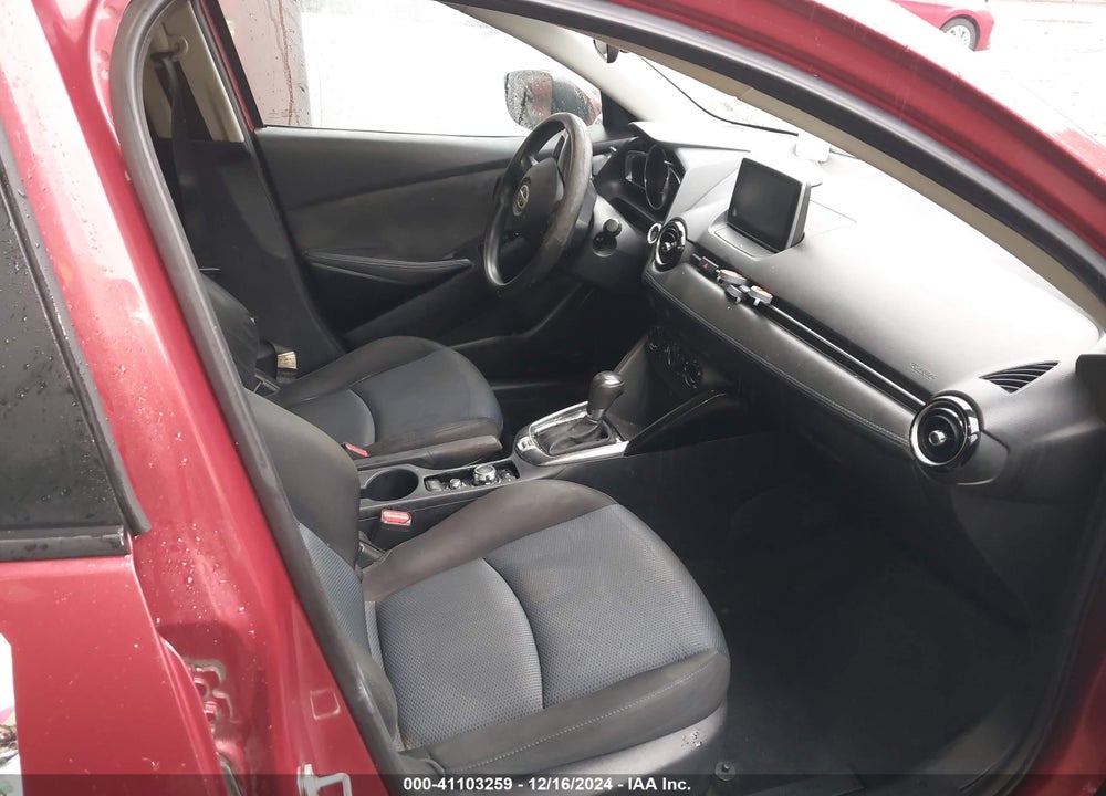 2016 SCION IA VIN: 3MYDLBZV9GY114356