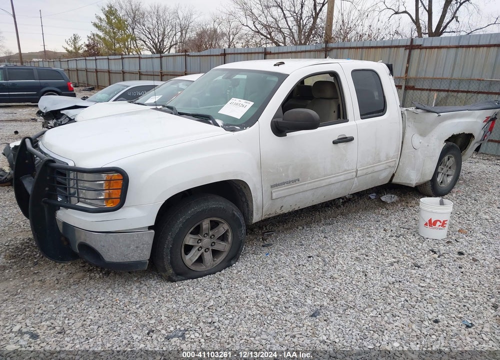 2011 GMC SIERRA 1500 SLE VIN: 1GTR2VE30BZ170228