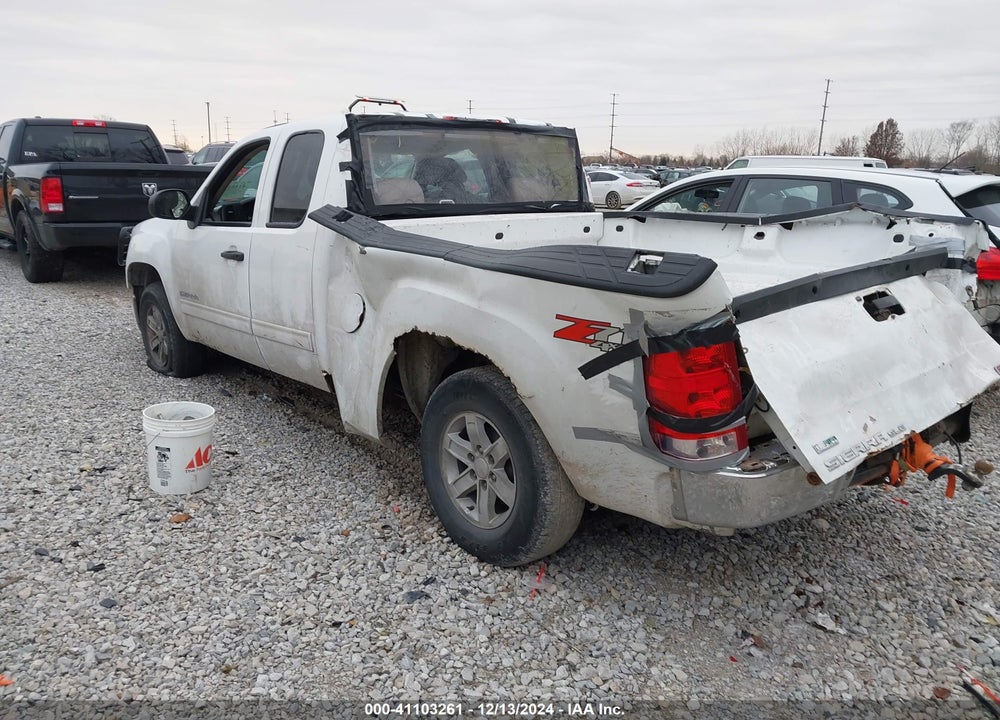 2011 GMC SIERRA 1500 SLE VIN: 1GTR2VE30BZ170228