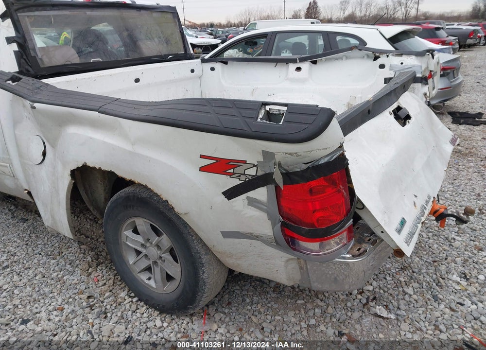 2011 GMC SIERRA 1500 SLE VIN: 1GTR2VE30BZ170228