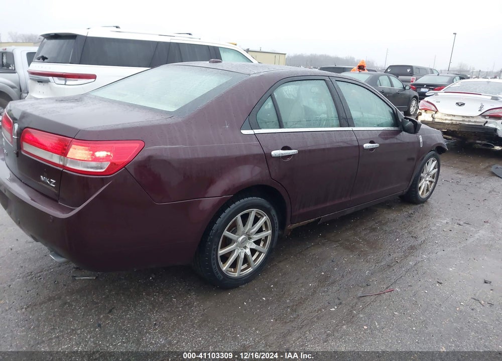 2011 LINCOLN MKZ VIN: 3LNHL2GC3BR751579