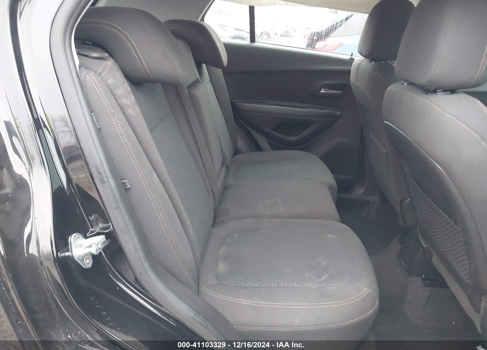 2021 CHEVROLET TRAX AWD LS VIN: KL7CJNSMXMB374601