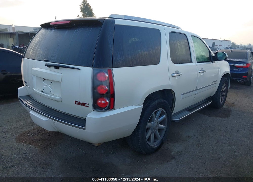 2009 GMC YUKON DENALI VIN: 1GKFC03239R204027