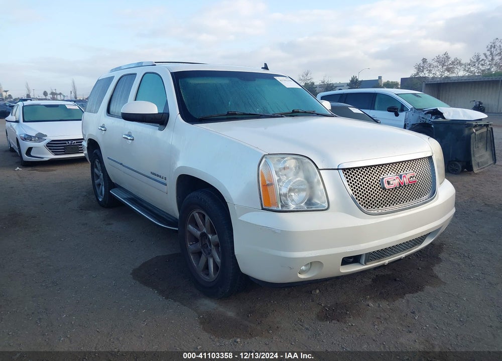 2009 GMC YUKON DENALI VIN: 1GKFC03239R204027