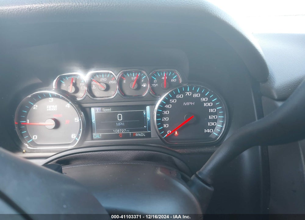2019 CHEVROLET SUBURBAN PREMIER VIN: 1GNSCJKC1KR146104