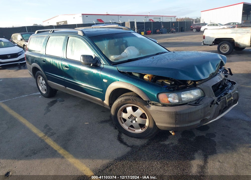 2002 VOLVO V70 XC VIN: YV1SZ58D621075943