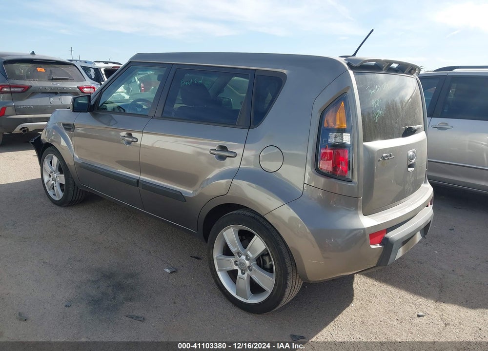 2011 KIA SOUL VIN: KNDJT2A21B7223567