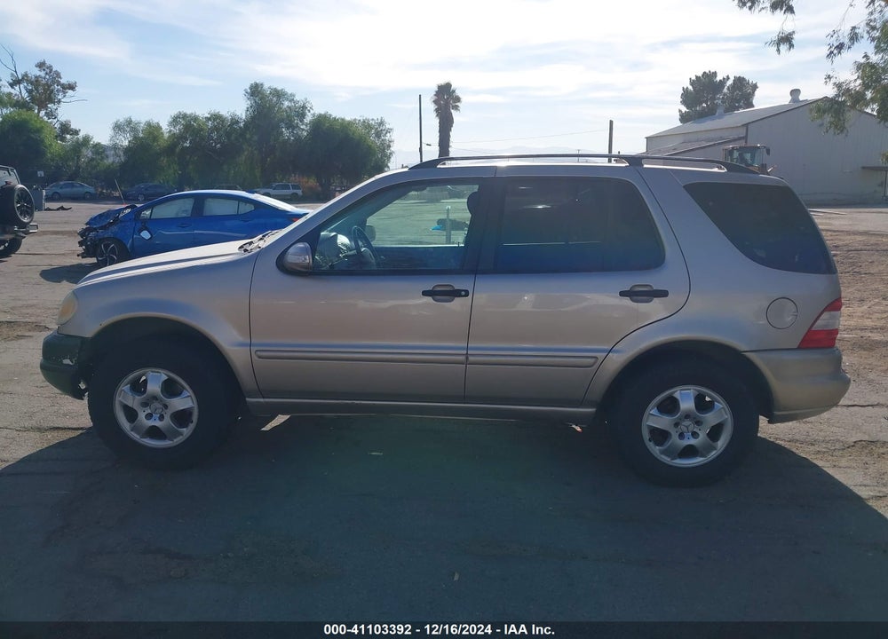 2002 MERCEDES-BENZ ML 320 VIN: 4JGAB54E12A298469