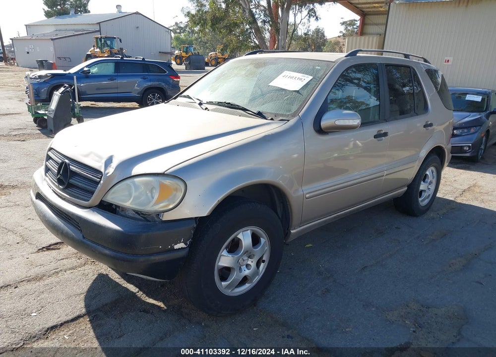 2002 MERCEDES-BENZ ML 320 VIN: 4JGAB54E12A298469