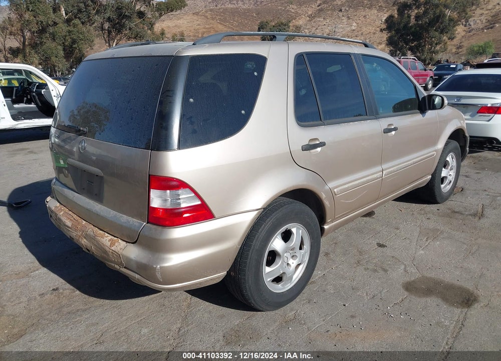 2002 MERCEDES-BENZ ML 320 VIN: 4JGAB54E12A298469