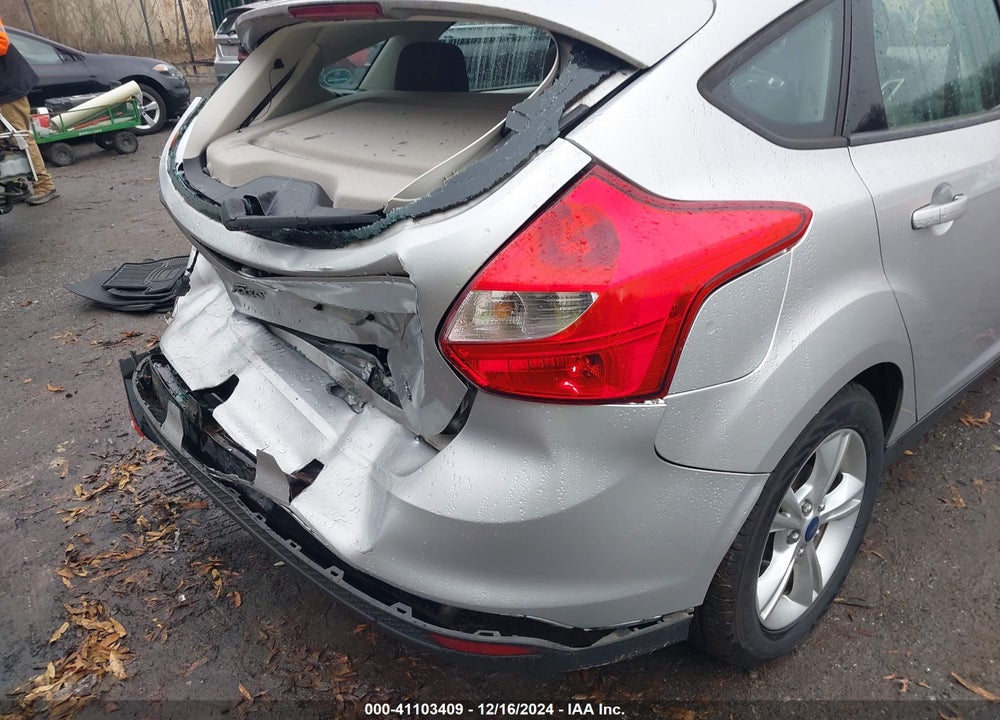 2014 FORD FOCUS SE VIN: 1FADP3K20EL360362
