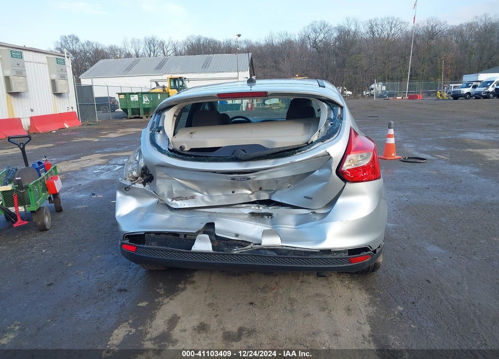 2014 FORD FOCUS SE VIN: 1FADP3K20EL360362