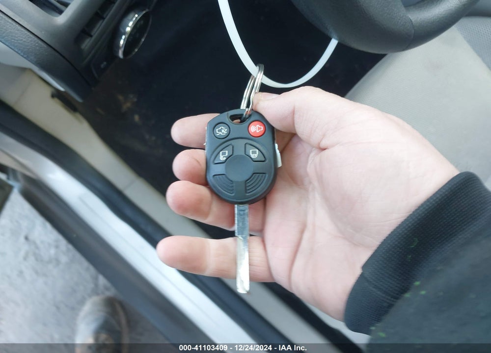 2014 FORD FOCUS SE VIN: 1FADP3K20EL360362