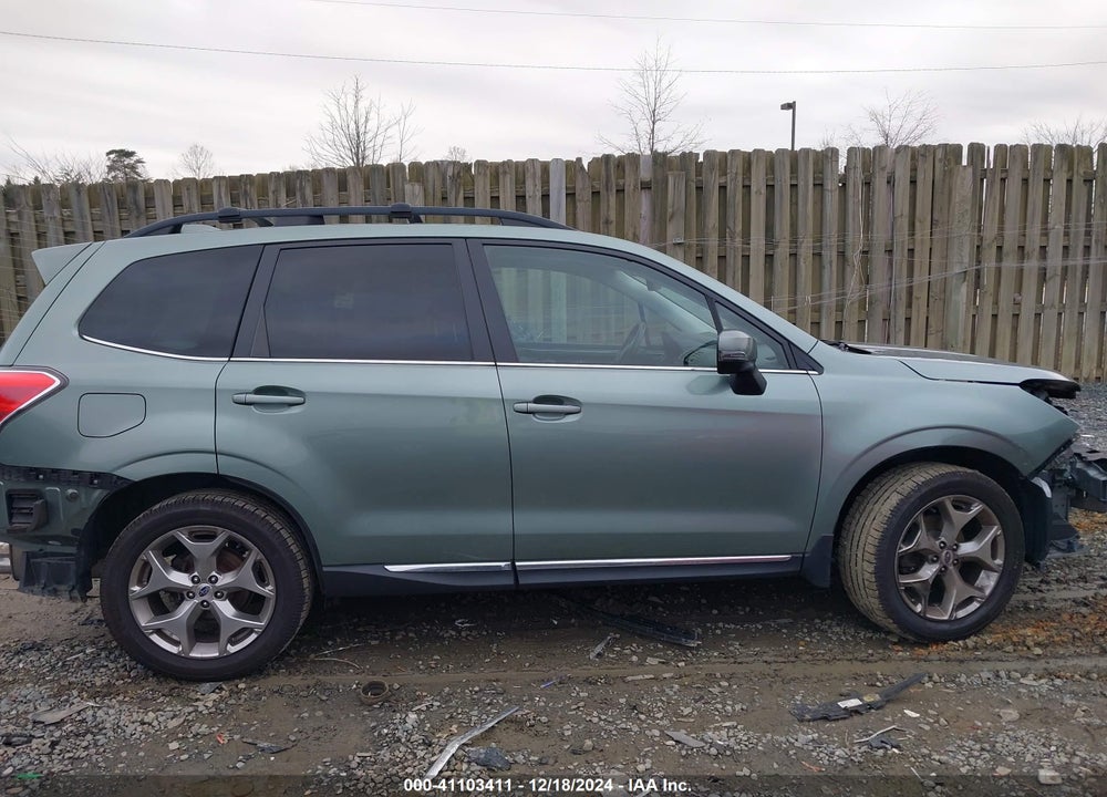 2018 SUBARU FORESTER 2.5I TOURING VIN: JF2SJAWC1JH607767