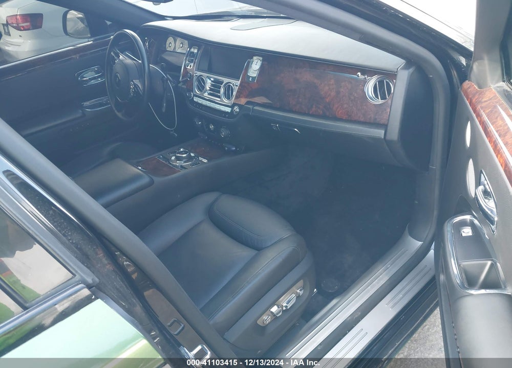 2015 ROLLS-ROYCE GHOST VIN: SCA664S50FUX53383