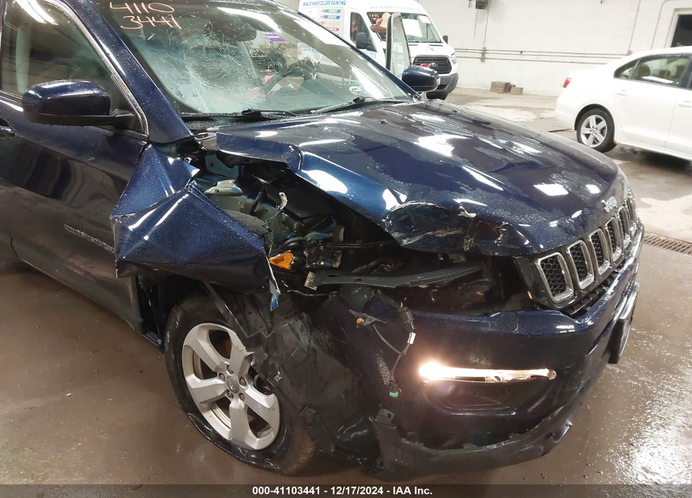 2018 JEEP COMPASS VIN: 3C4NJDBB1JT223371
