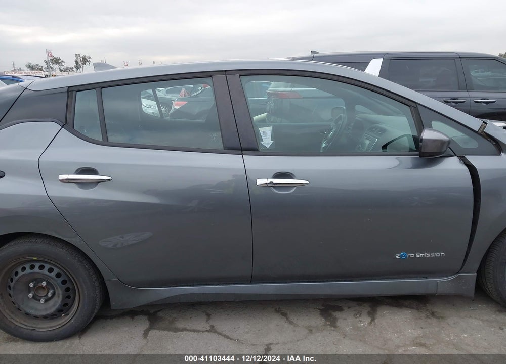 2018 NISSAN LEAF S VIN: 1N4AZ1CPXJC315340