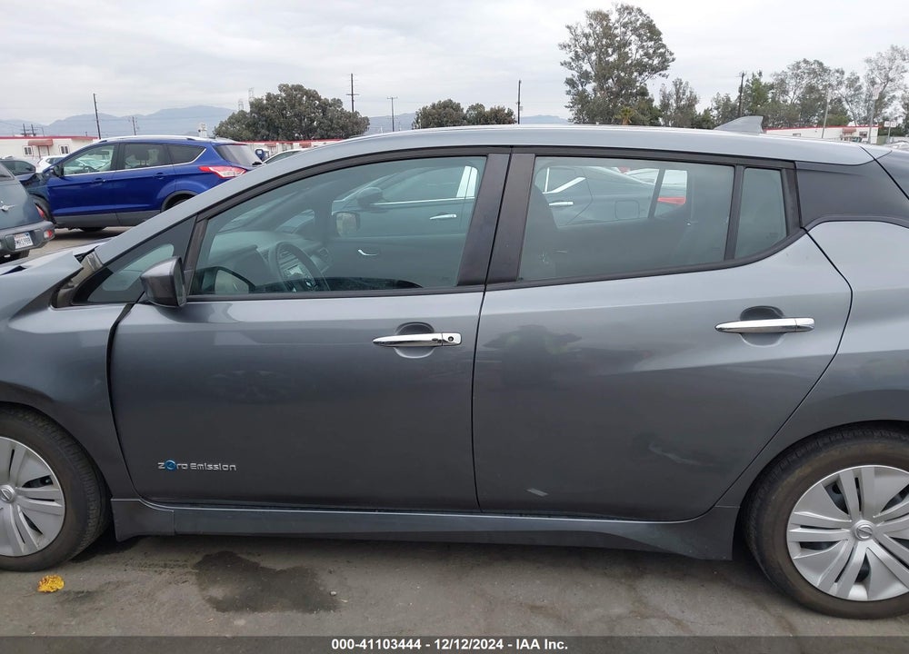 2018 NISSAN LEAF S VIN: 1N4AZ1CPXJC315340