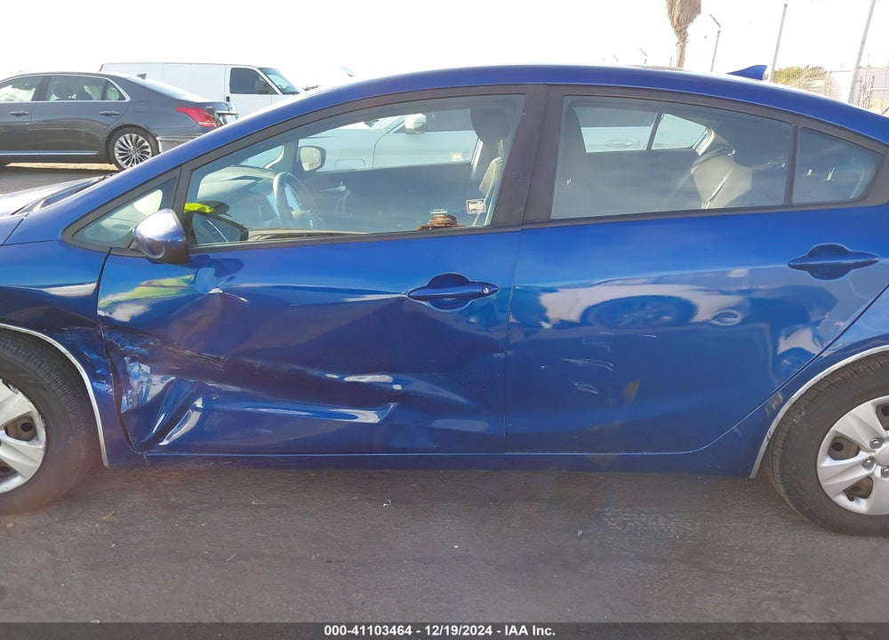 2018 KIA FORTE VIN: 3KPFK4A73JE246704