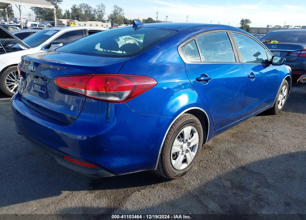 2018 KIA FORTE VIN: 3KPFK4A73JE246704