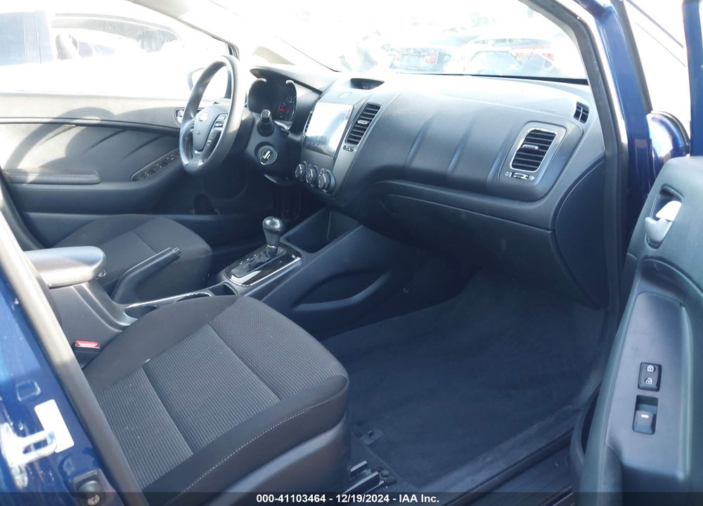 2018 KIA FORTE VIN: 3KPFK4A73JE246704