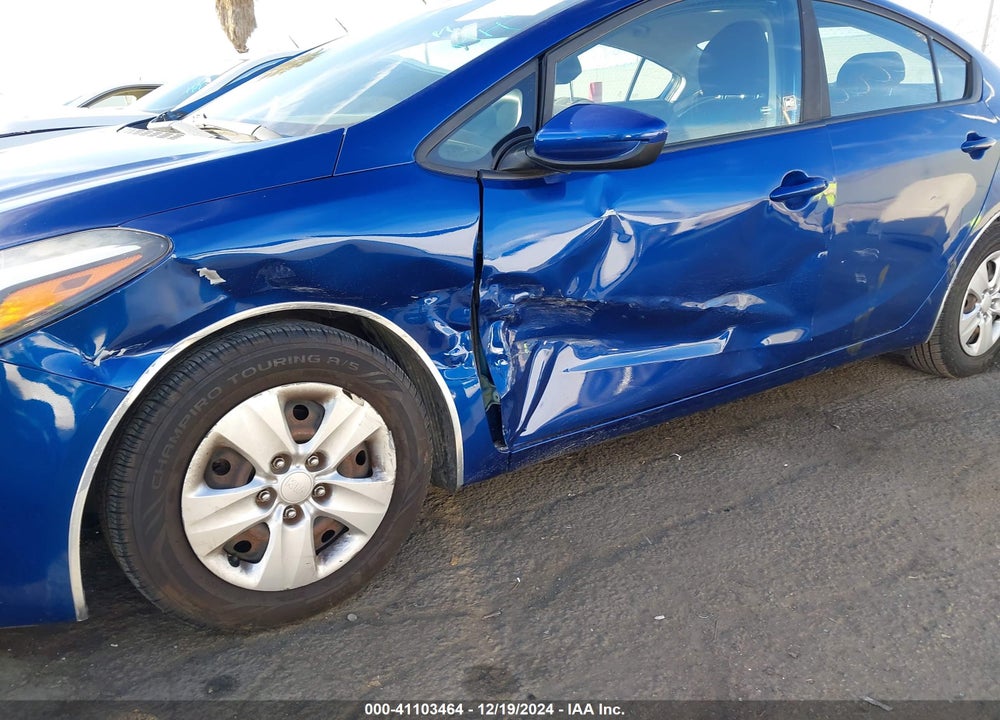 2018 KIA FORTE VIN: 3KPFK4A73JE246704