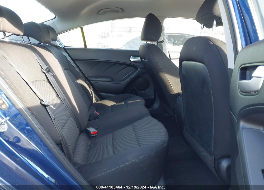 2018 KIA FORTE VIN: 3KPFK4A73JE246704