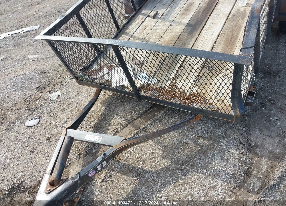 2001 OTHER --- VIN: 4YMUL1011DM008739