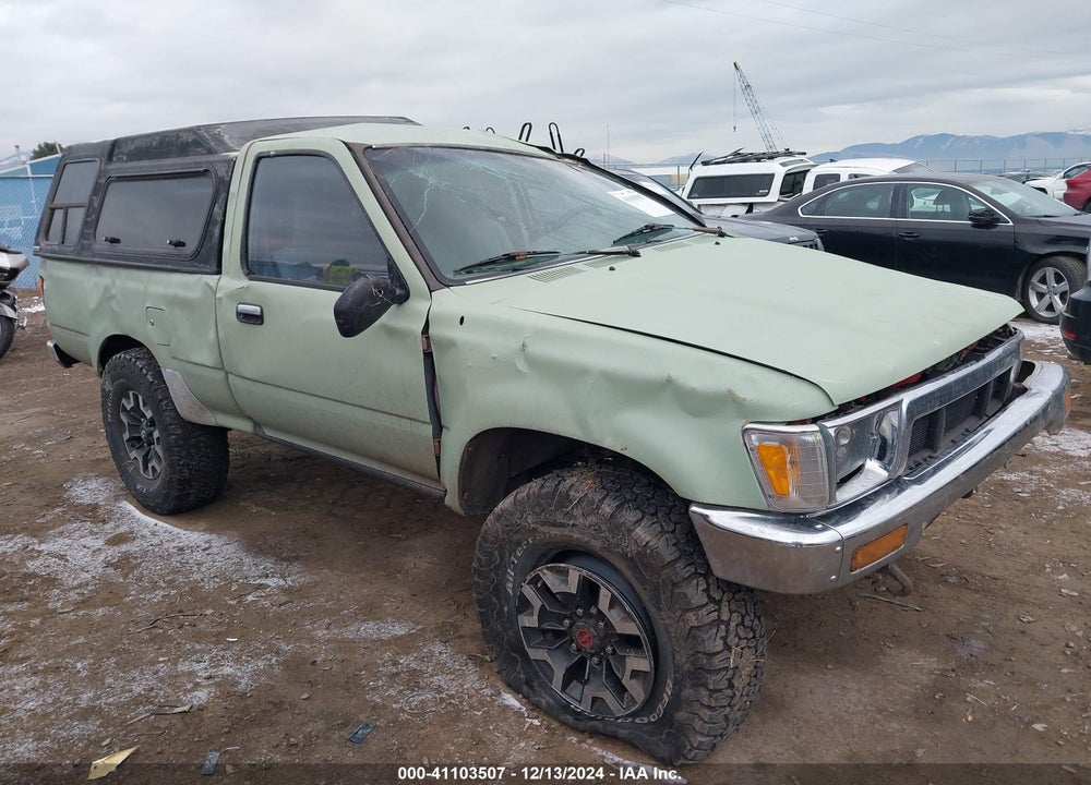 1990 TOYOTA PICKUP 1/2 TON SHT WHEELBASE DLX VIN: JT4RN01P2L7039320