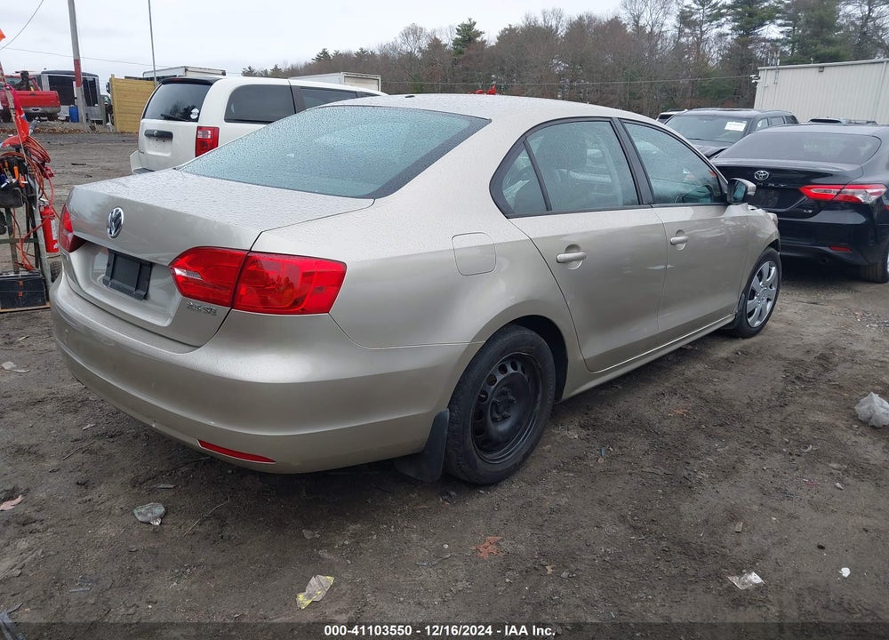 2012 VOLKSWAGEN JETTA 2.5L SE VIN: 3VWDP7AJ0CM128119