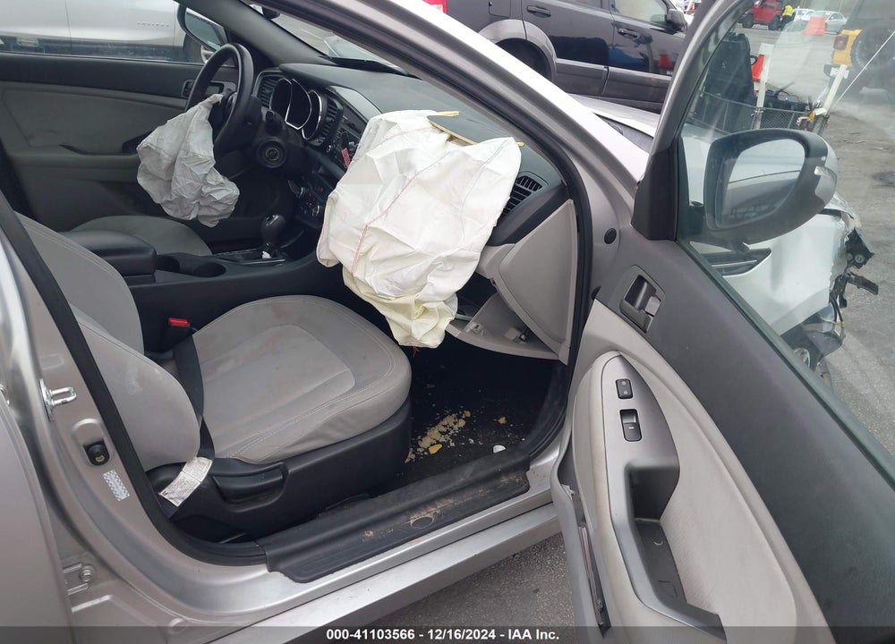 2011 KIA OPTIMA LX VIN: KNAGM4A70B5177284
